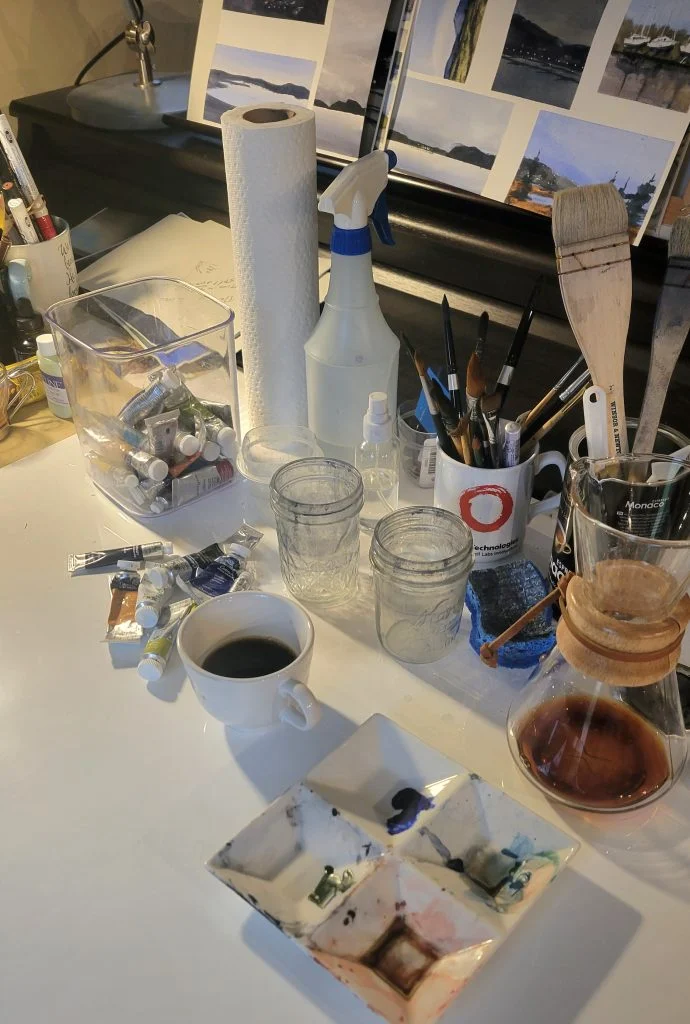 Philip Hossu's studio table in January 2023